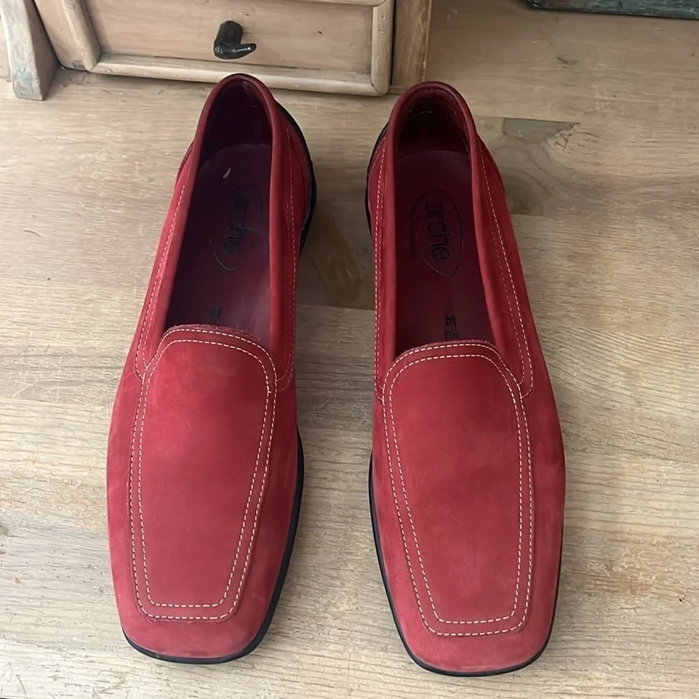 Arche Red Nubuck Leather Flats Loafers Size 8 Contrast Stitching